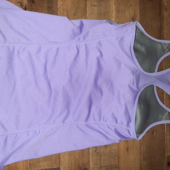 Women's Nike racerback workout top purple - Picture 2 of 3